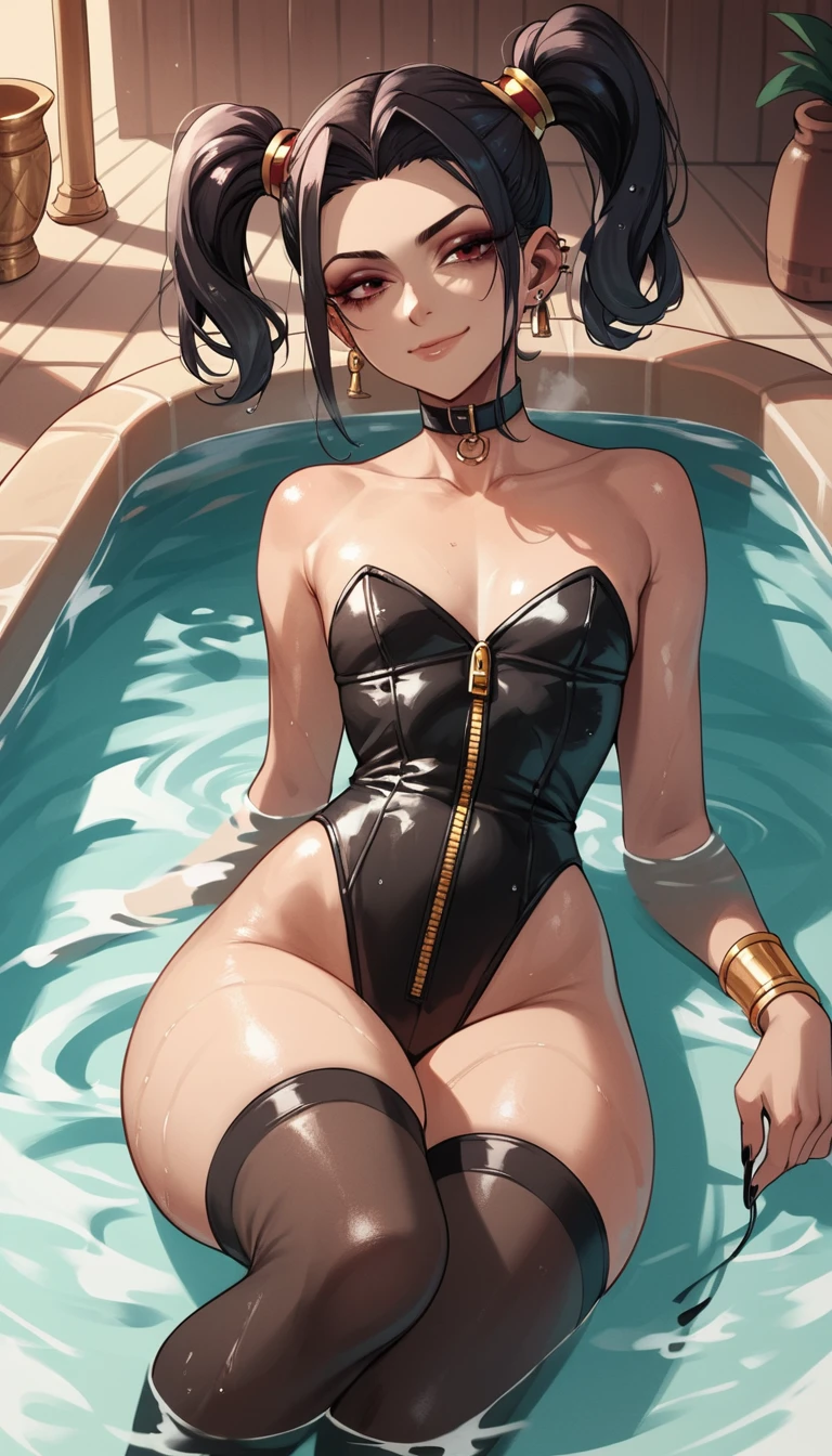 Ragazza anime in vasca da bagno fumante con costume gotico da giullare