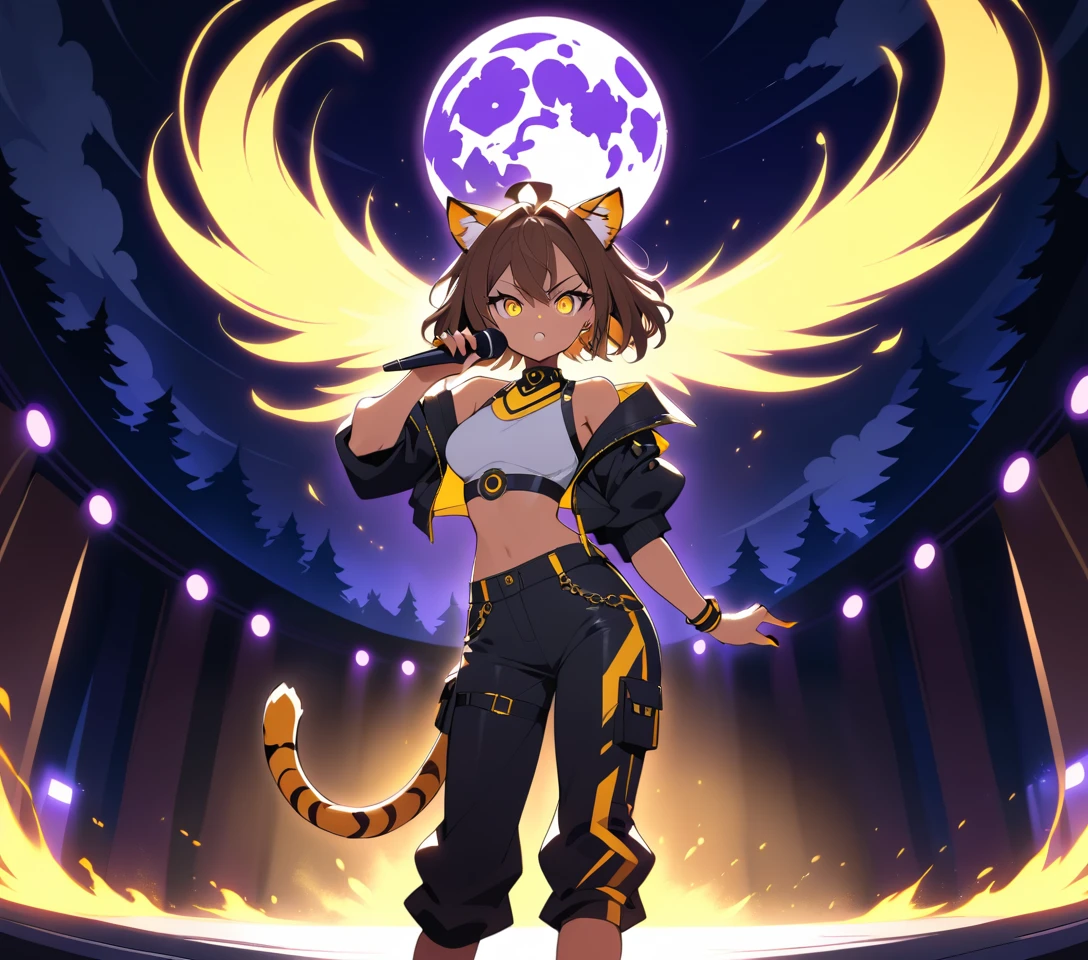 Anime-Rapperin tritt bei einem Wald-Festival unter einem leuchtenden Vollmond auf