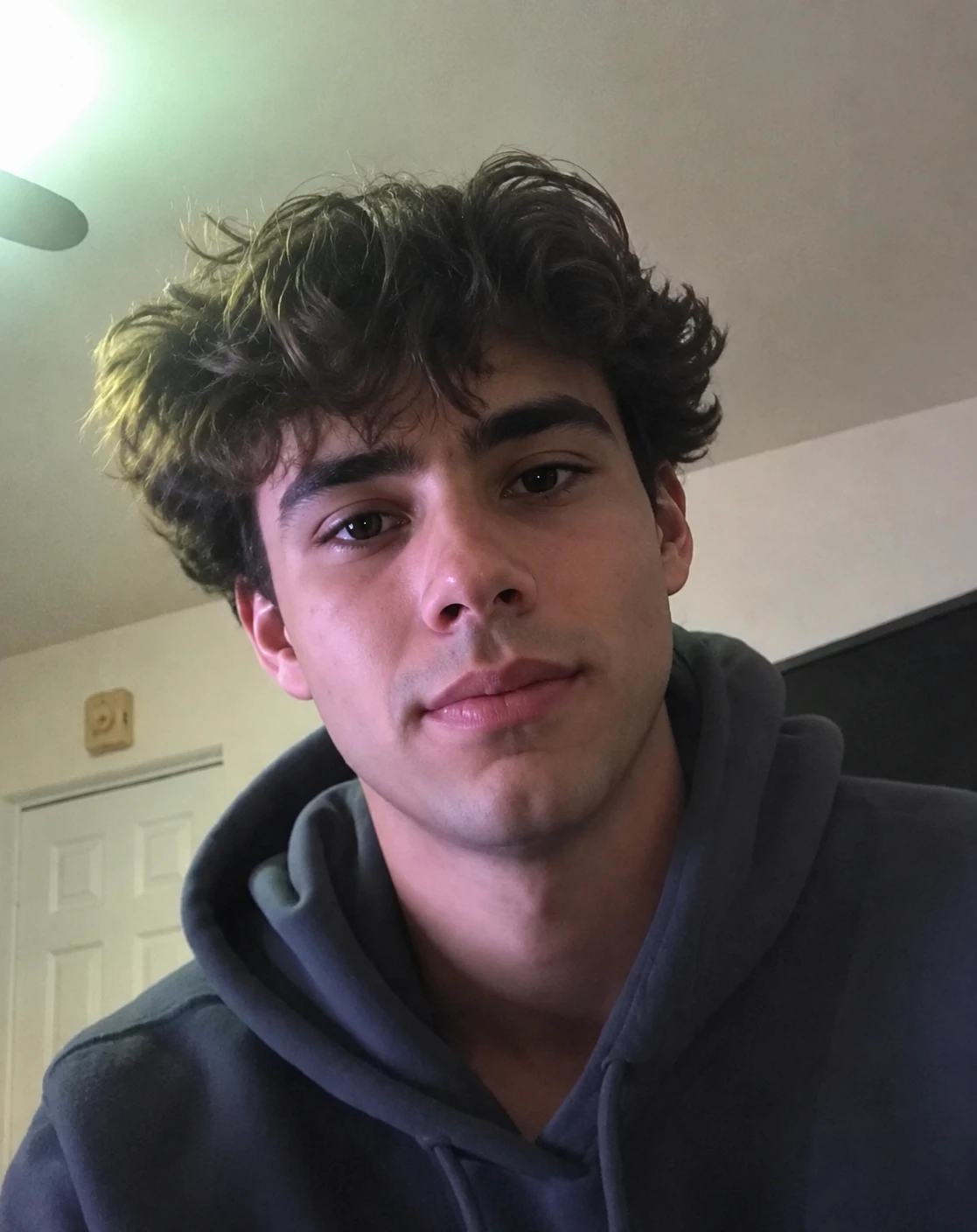 Blurry image sharpening